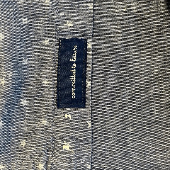 Men’s Chambray Star Print Shirt – Short Sleeve Button-Up by Treats – Size Med - Picture 3 of 11